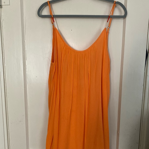 Spaghetti strap dress - Picture 2 of 2